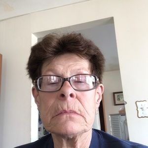 Meet your Posher, Renee